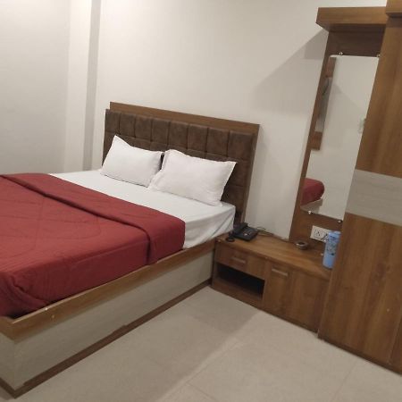 Rudraksha Guest House Benares Buitenkant foto