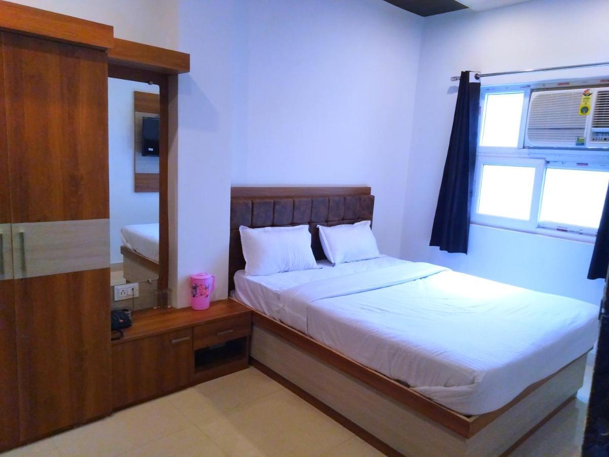 Rudraksha Guest House Benares Buitenkant foto