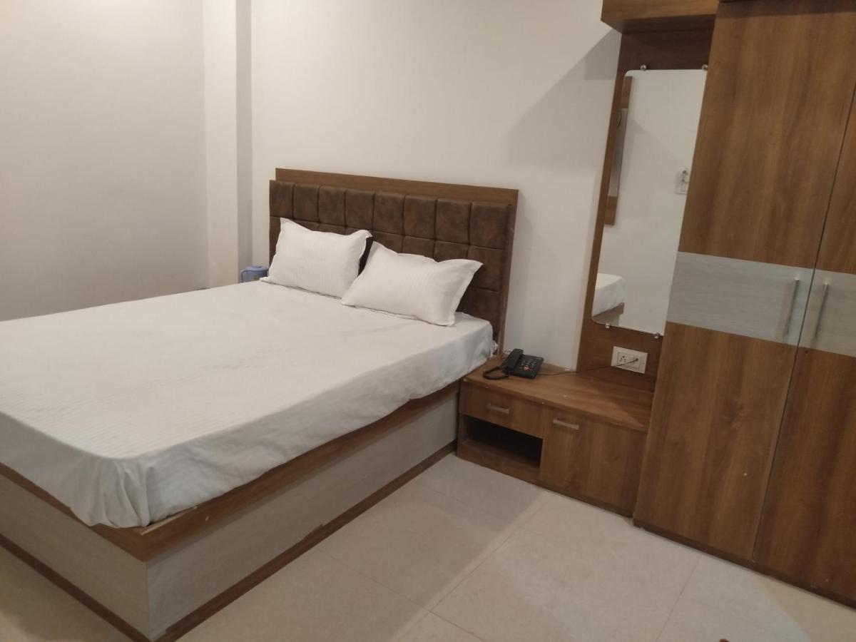 Rudraksha Guest House Benares Buitenkant foto