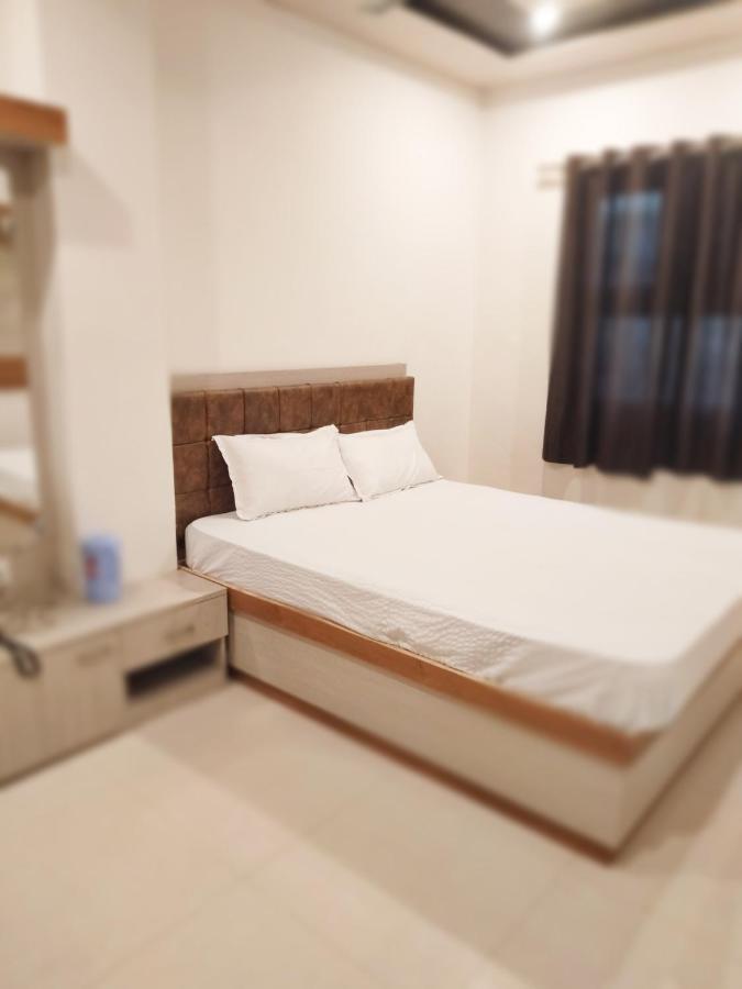 Rudraksha Guest House Benares Buitenkant foto
